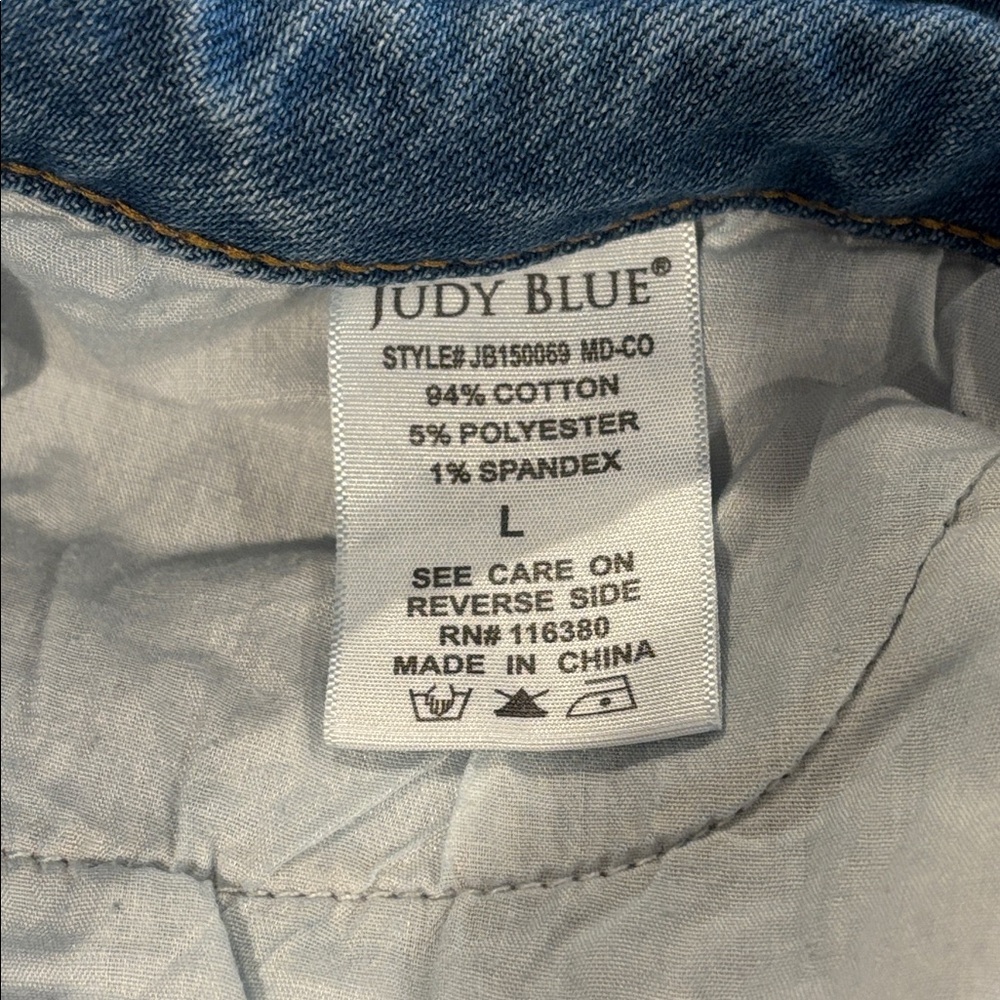 Judy Blue Jeans Denim Star Shorts Size L Style JB150069 - Picture 7 of 10
